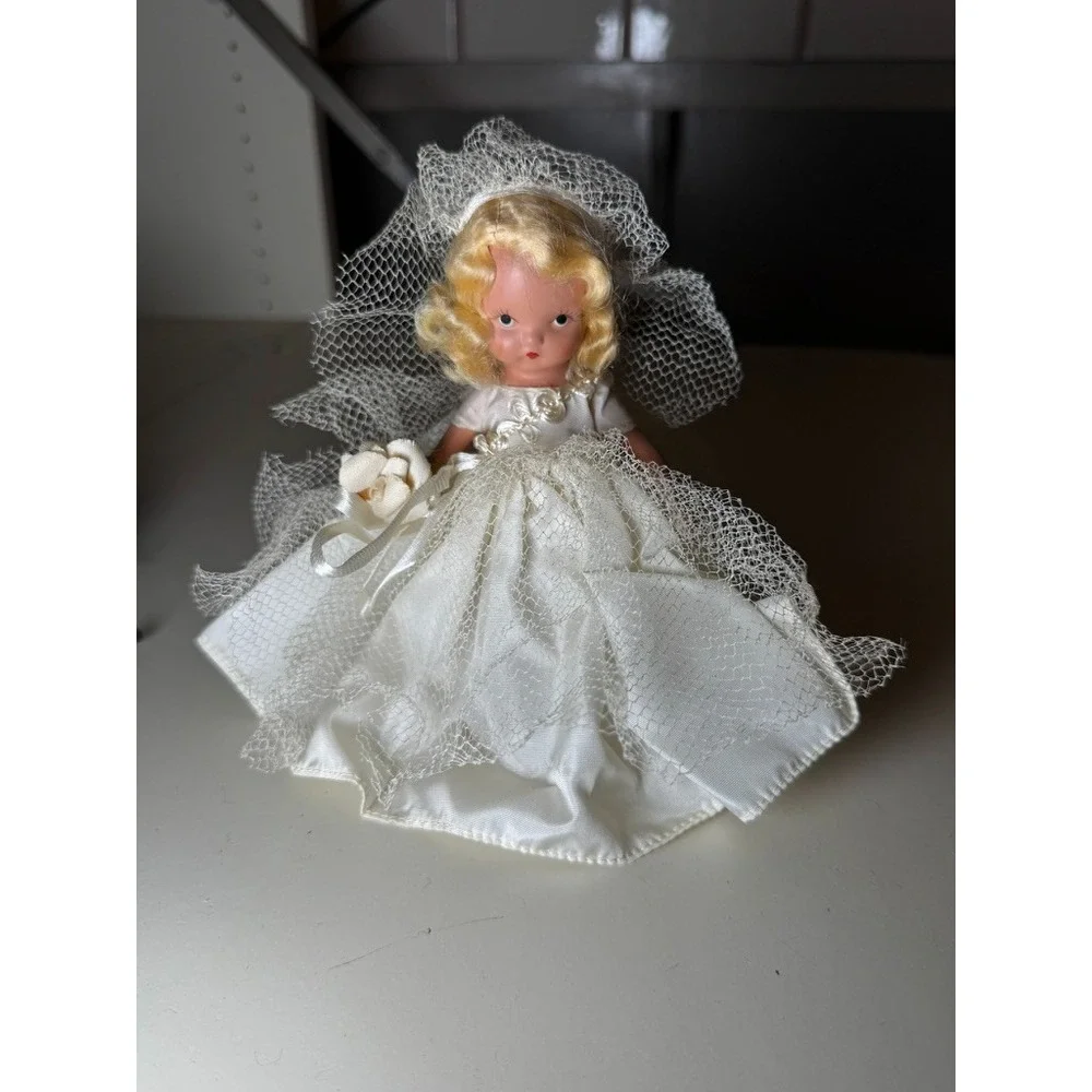 Vintage Lot of 4‎ Nancy Ann Storybook Dolls Playset for Kids Girls with Outfits